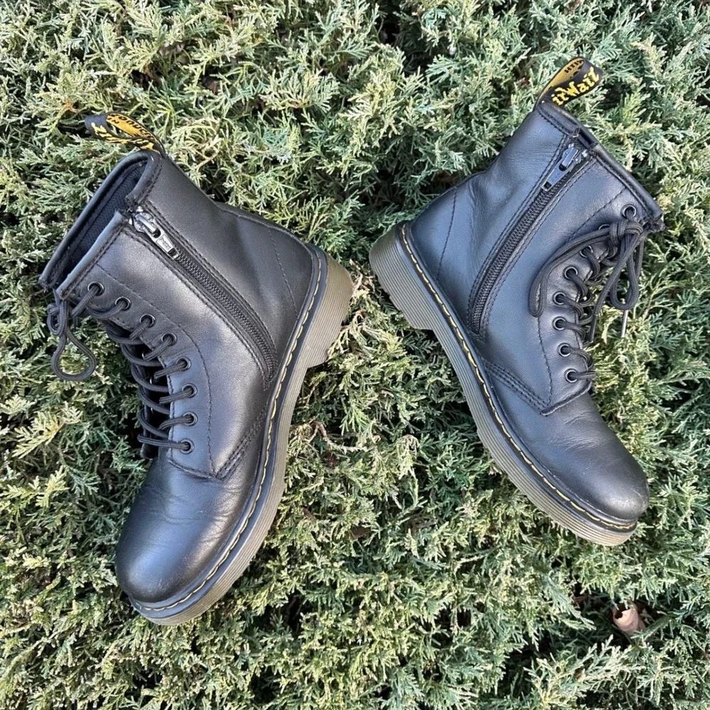 Dr. Martens Kids 1460 Softy T‎ Leather Lace-Up Boots Kids Size 3 Black